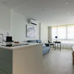 Renovado 1º Linea De Mar Daire
